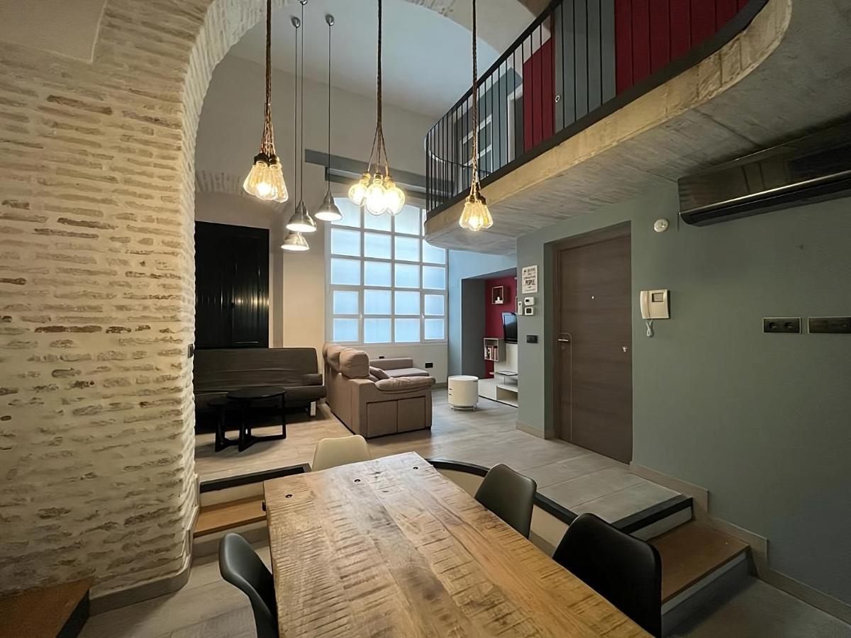 Apartamentos Living Sevilla Centro Maestranza מראה חיצוני תמונה