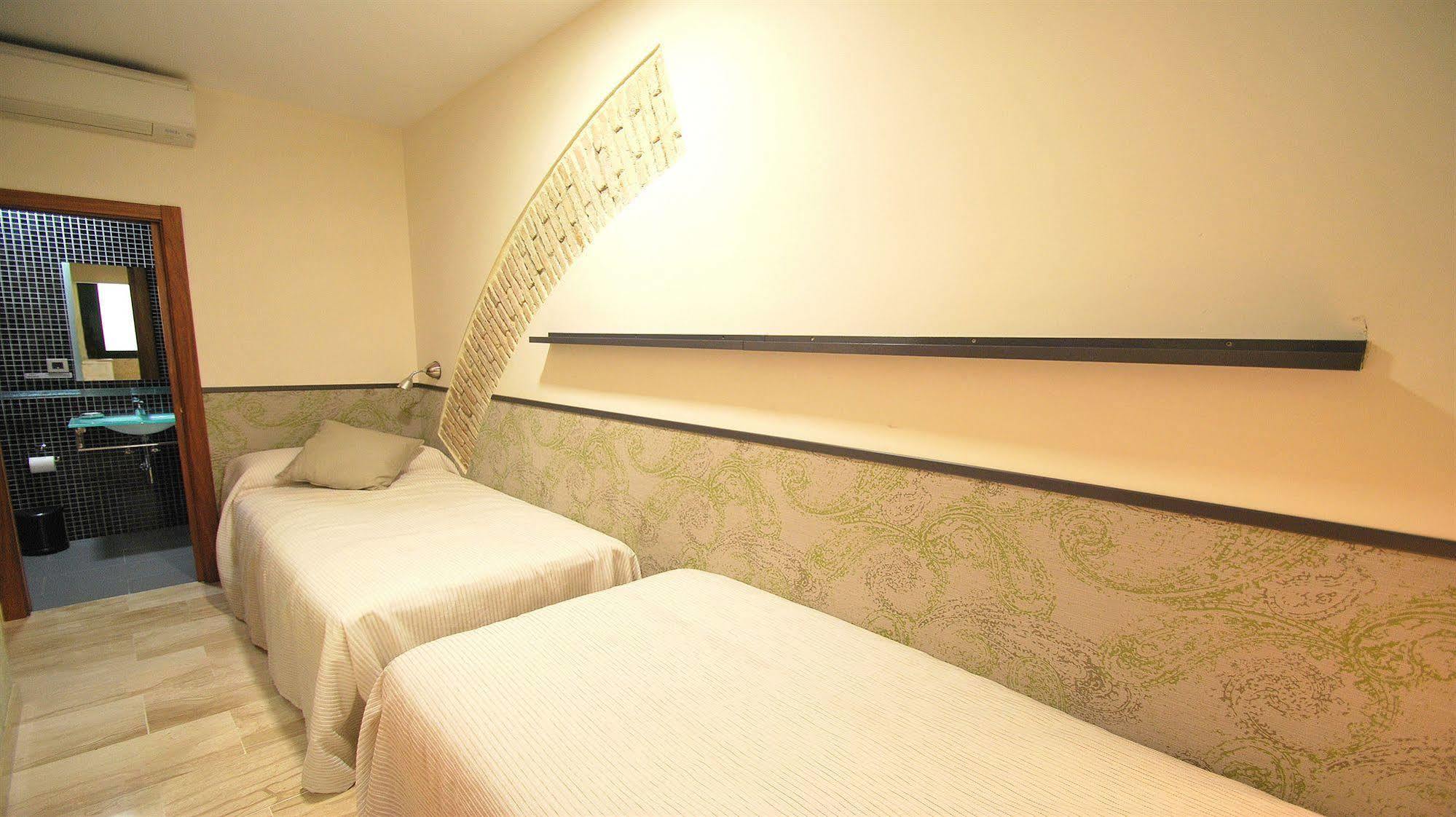 Apartamentos Living Sevilla Centro Maestranza מראה חיצוני תמונה